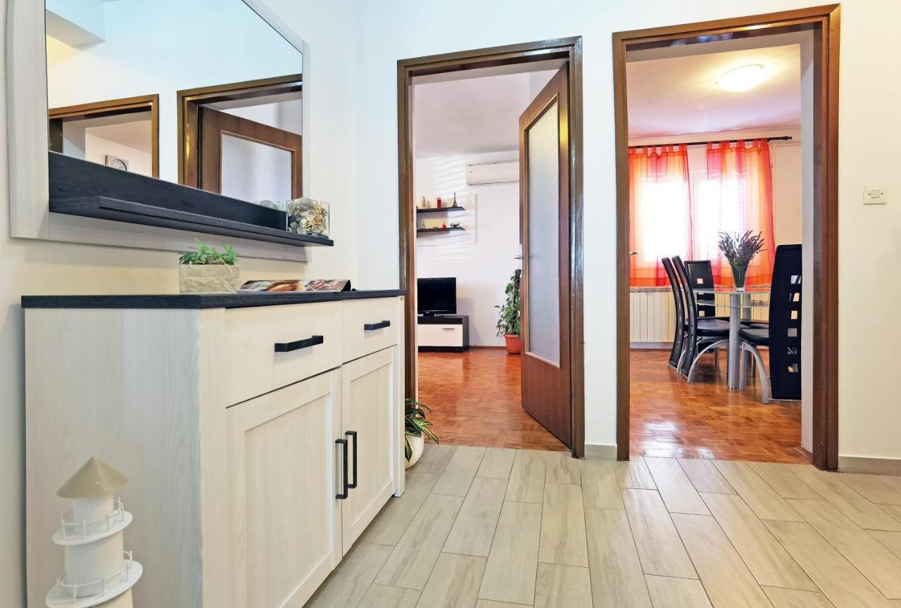 Apartman Danijela Водице Екстер'єр фото
