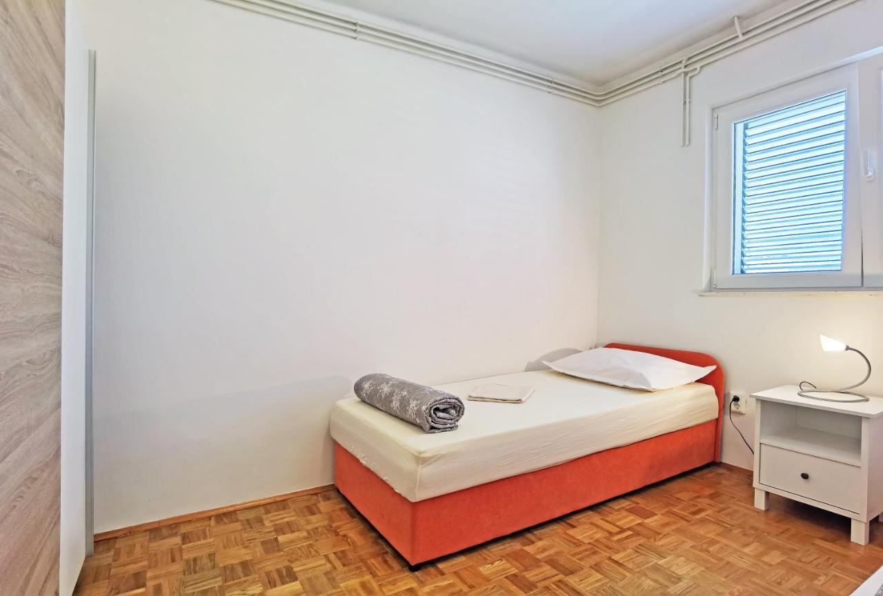 Apartman Danijela Водице Екстер'єр фото