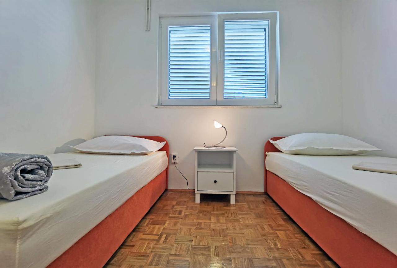 Apartman Danijela Водице Екстер'єр фото