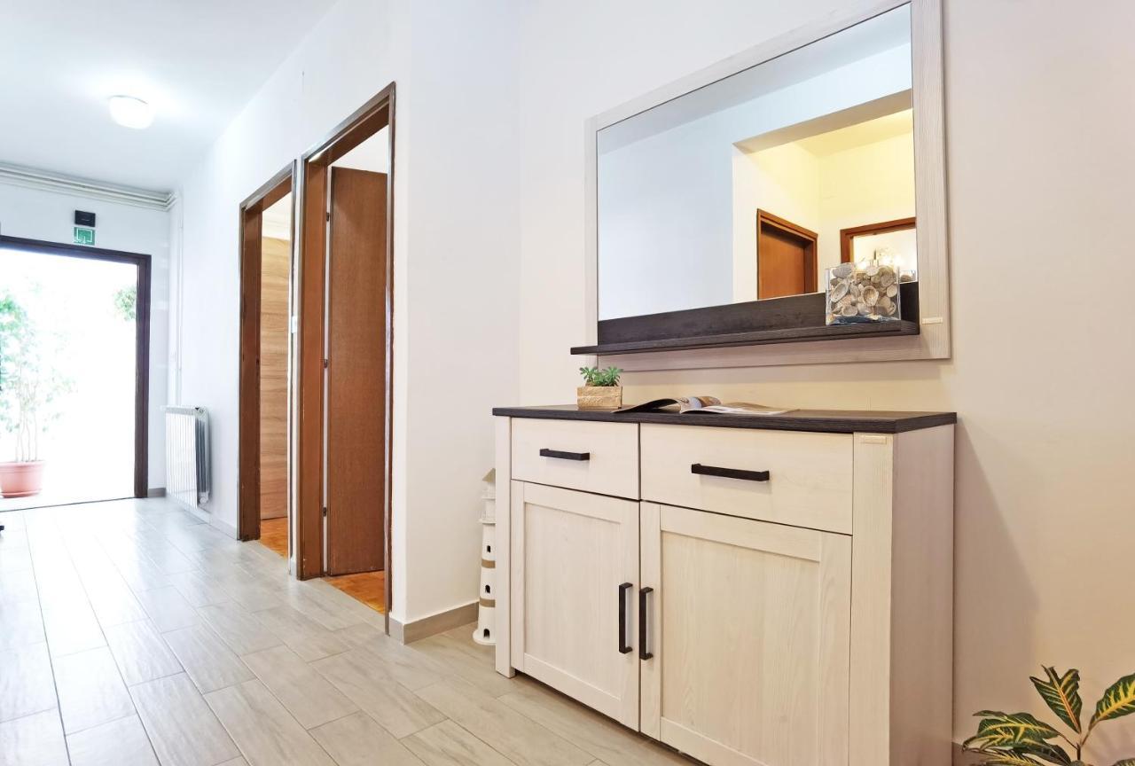 Apartman Danijela Водице Екстер'єр фото