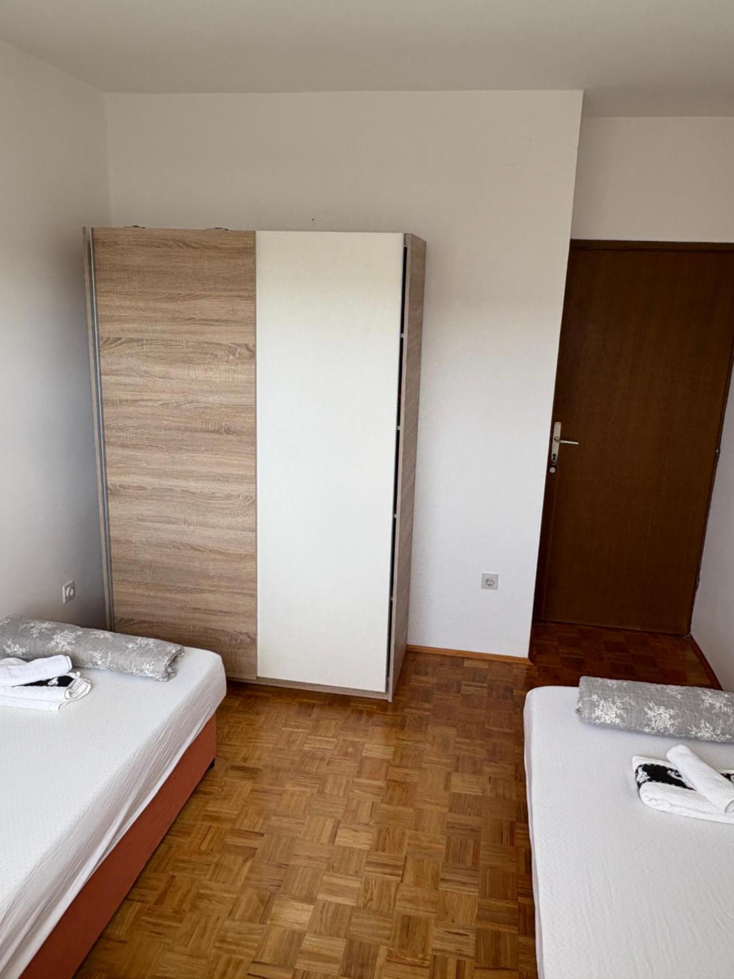 Apartman Danijela Водице Екстер'єр фото